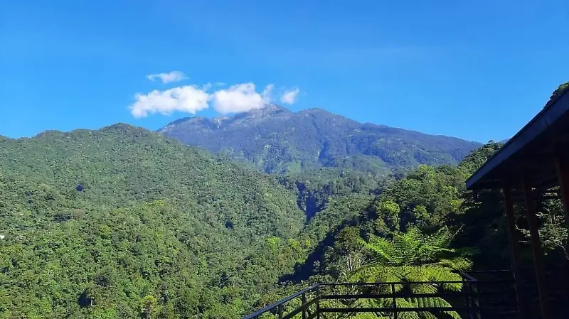 volcan tacana quinta maria regina